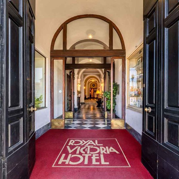 hotel-01